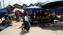 marché de Xin Man à Ha Giang