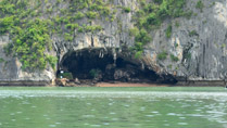 Bo Nau Cave