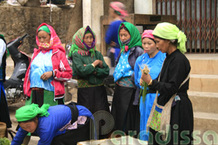 Tay ladies at Dong Van Sunday Market, Ha Giang