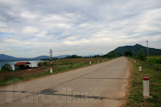 The riverside road to Tu Vu former Battlefield