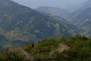 A breathtaking view of the mountains around Ta Xua from the Turtle Head's Boulder