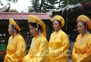 Ladies in offical costumes at the Do Temple Festival