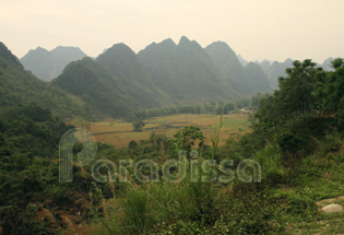 View of the mountains around Ma Phuc Pass