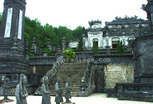 Tombe du Roi Khai Dinh Hue Vietnam