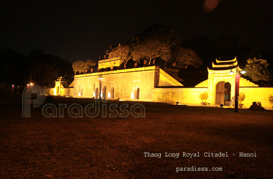 Hanoi Ancient Citadel at night