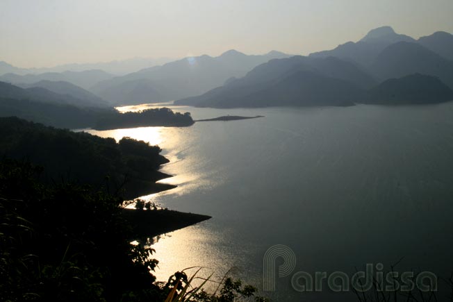 Lovely sunset at the Ba Khan Reservoir on the Da River in Mai Chau District, Hoa Binh Province