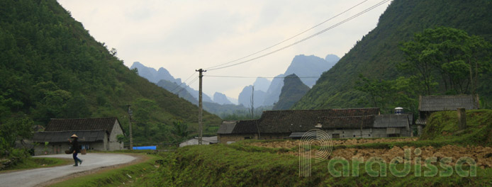 A scenic road through imposing mountains at Trung Khanh, Cao Bang