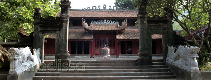 Le temple du Saint Giong à Hanoï