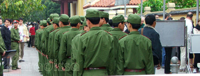 A queue at Ho Chi Minh Mausoleum