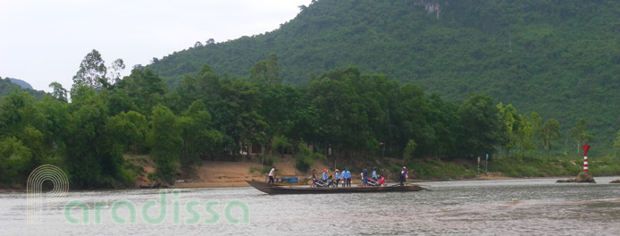 La rivière de Son au parc national de Phong Nha Ke Bang