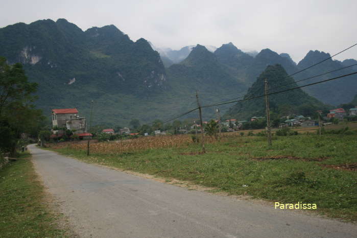 Stunning mountains on the road between Cao Bang City and Ha Quang District where you can visit the Pac Bo historical site