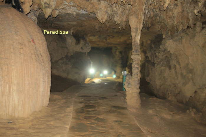 Spacious path inside the Nguom Ngao Cave in Trung Khanh District, Cao Bang Province