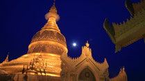 Shwedagon Pagoda in Yangon