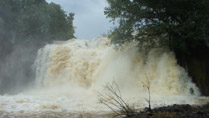 La chute d'eau de Trinh Nu, Dak Nong au Vietnam