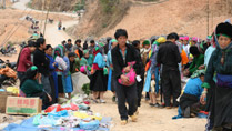 Marché de Ma Le à Ha Giang