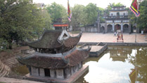Le Temple de Phu Dong à Hanoï