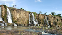 Chute d'eau de Pongour, Lam Dong, au Vietnam