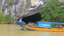 Phong Nha Cave