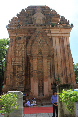 Po Nagar Cham Tower