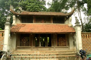 Gate to the pagoda