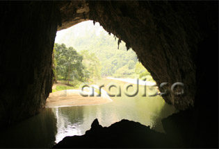 the Puong Cave - Ba Be National Park