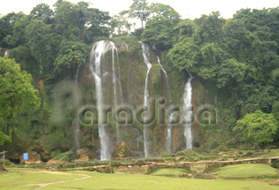 Thin sheet of water of Ban Gioc