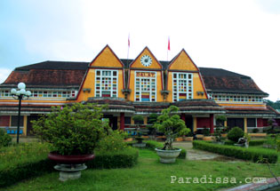 Da Lat Train Station which resembles a locomotive