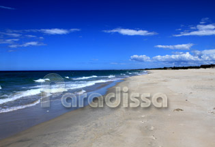 Une plage déserte à l'extérieur de la ville de Da Nang