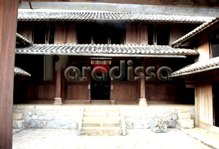 Vuong Family's Residence Dong Van