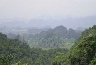 Une vue panoramique à la Porte du Ciel de Quan Ba, Ha Giang