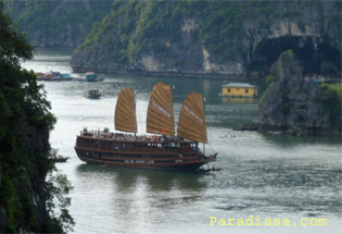 Croisière en jonque de luxe sur la baie d'Halong Vietnam 