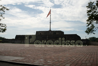 Hue flag tower