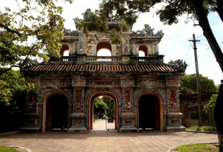 Hien Nhan Gate - Hue Imperial Citadel Hien Nhan Gate - Hue Imperial Citadel