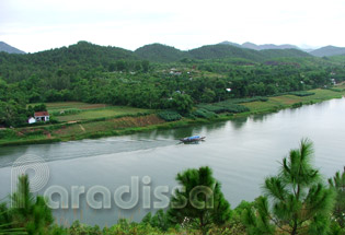 Perfume River, Hue
