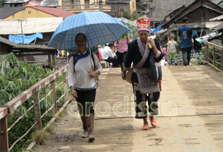 Giay & Dzao Lady at Muong Hum - Lao Cai