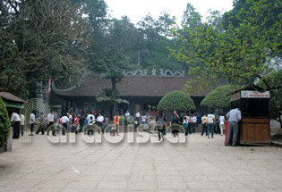 Thien Quang Pagoda in the complex of Hung Kings Temple