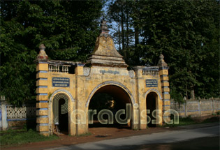 Gate to the Hang Pagoda