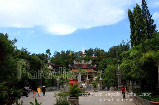 Long Son Pagoda in Nha Trang