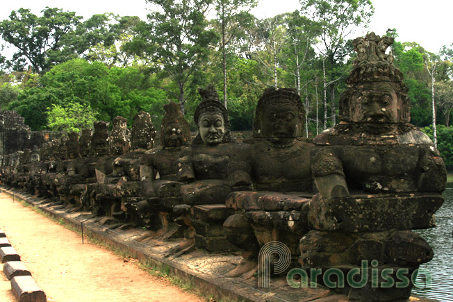 Mythical statues at the South Gate of Angkor Thom