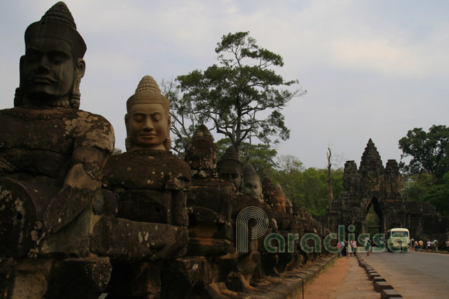 Mythical figures at the South Gate of Angkor Thom, Siem Reap, Cambodia