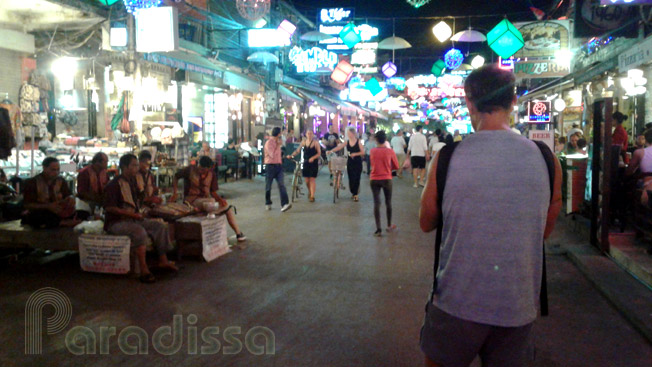 Khmer traditional music played on a street at Siem Reap City