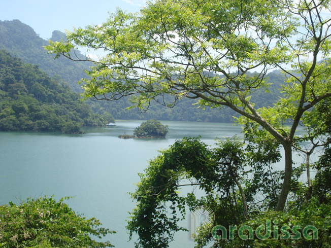 A corner of the Ba Be Lake viewed from the lakeside