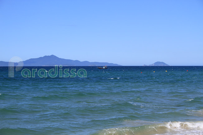 The sea of Da Nang viewed from the Non Nuoc Beach