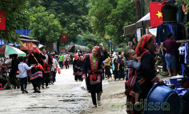 Weekend Market at Thong Nguyen, Hoang Su Phi, Ha Giang