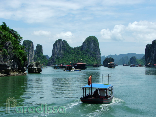 Luxury boat cruise on Halong Bay Vietnam