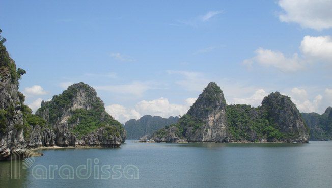 Idyllic islands on Halong Bay, Vietnam