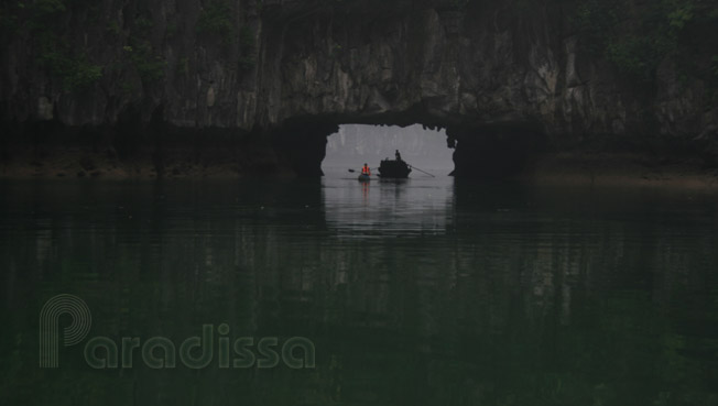 kayaking in the Luon Lagoon