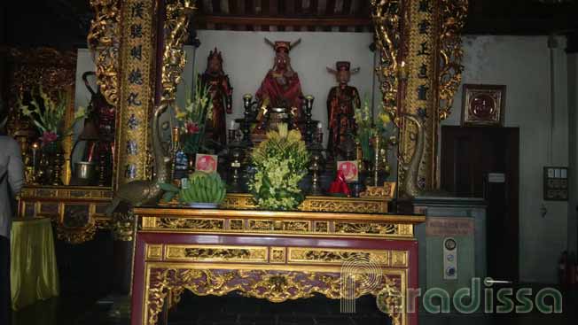 Inside the Tran Quoc Pagoda