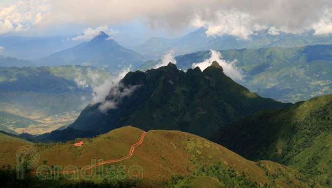 Captivating view of Mount Nui Muoi and nearby mountain peaks
