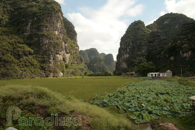 Captivating mountains at Hoa Lu, Ninh Binh